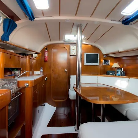 Noite A Bordo C/pa Em Veleiro -rio Douro Botel Vila Nova de Gaia