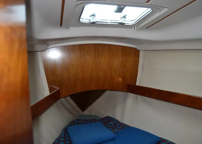 Noite A Bordo C/pa Em Veleiro -rio Douro * וילה נובה דה גאיה