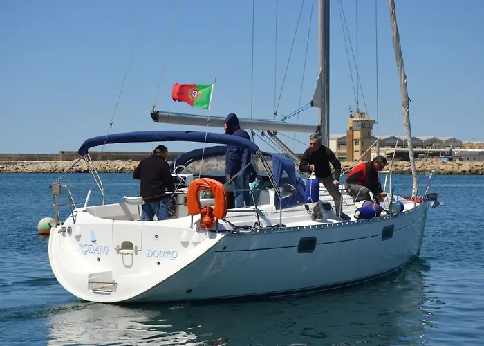 Noite A Bordo C/pa Em Veleiro -rio Douro Botel